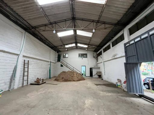 Bodega en arriendo Antioquia Itagüí San Pío X 320 m2 Habitaciones 0 Baños 2 Garajes 0 Precio $15000000