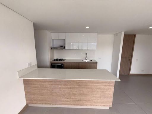 Apartamento en arriendo Antioquia Envigado Trianon 88 m2 Habitaciones 3 Baños 2 Garajes 1 Precio $4000000