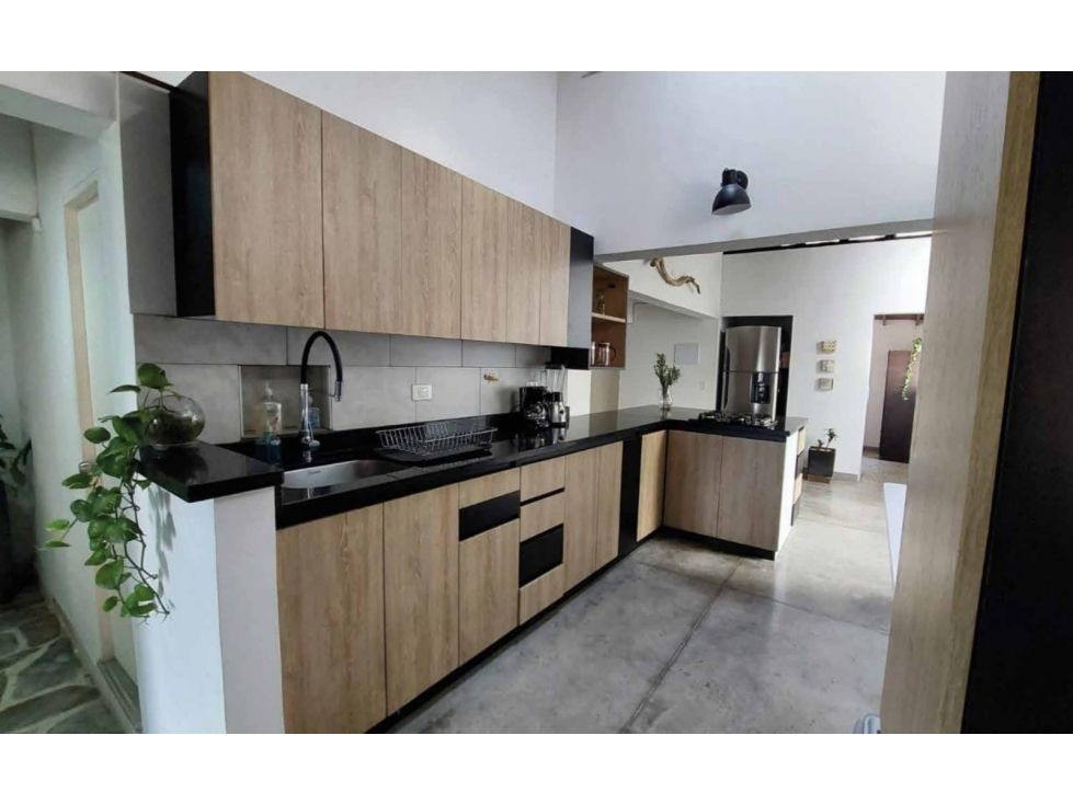 Apartamento en venta Antioquia Medellín Santa Teresita 165 m2 Habitaciones 4 Baños 4 Garajes 0 Precio $880000000