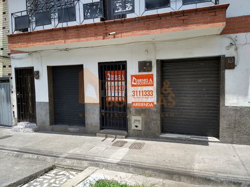 Local en arriendo Antioquia Medellín Caribe 35 m2 Habitaciones 0 Baños 1 Garajes 0 Precio $2300000