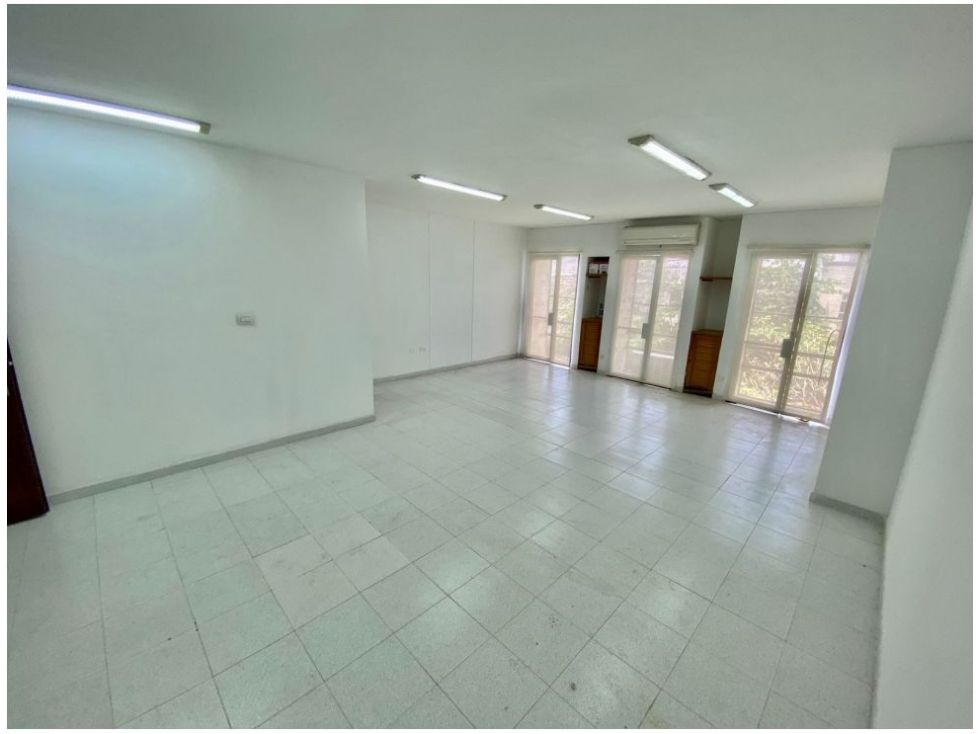 Oficina en venta Magdalena Santa Marta Centro 49 m2 Habitaciones 0 Baños 1 Garajes 0 Precio $190000000