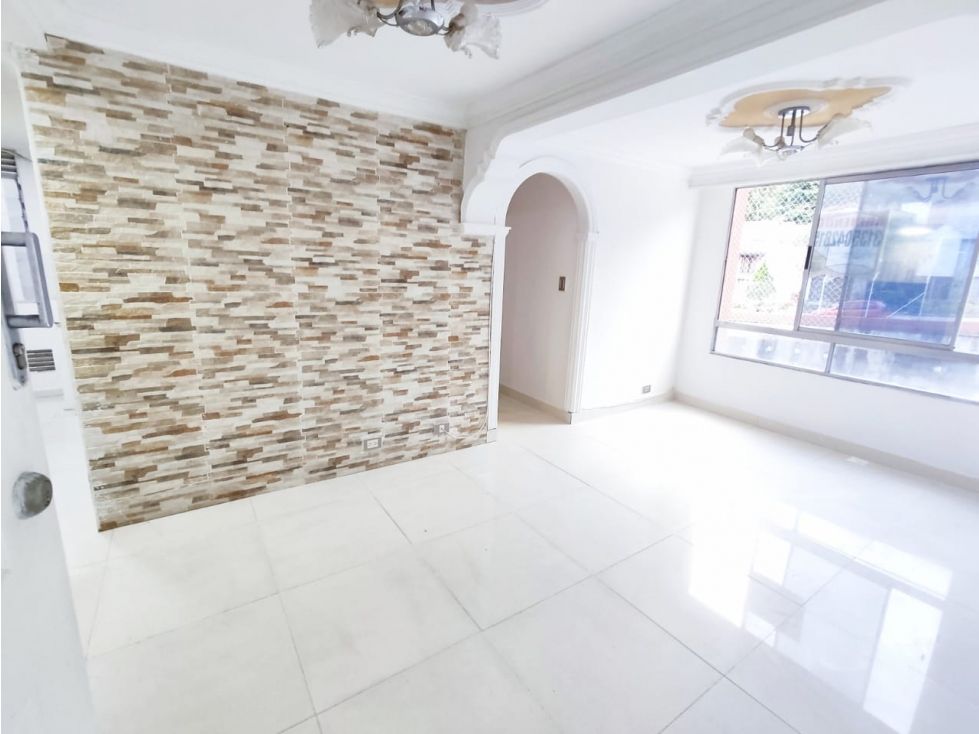 Apartamento en arriendo Antioquia Medellín Cataluña 60 m2 Habitaciones 3 Baños 2 Garajes 1 Precio $2300000