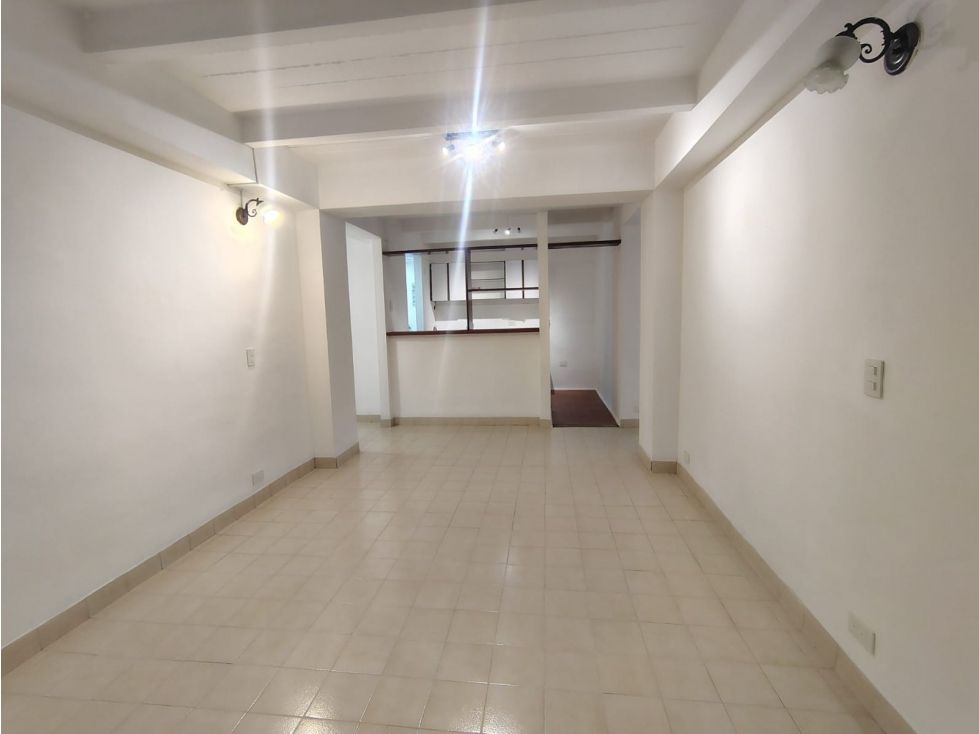 Apartamento en arriendo Antioquia Medellín San Diego 80 m2 Habitaciones 3 Baños 2 Garajes 1 Precio $3100000