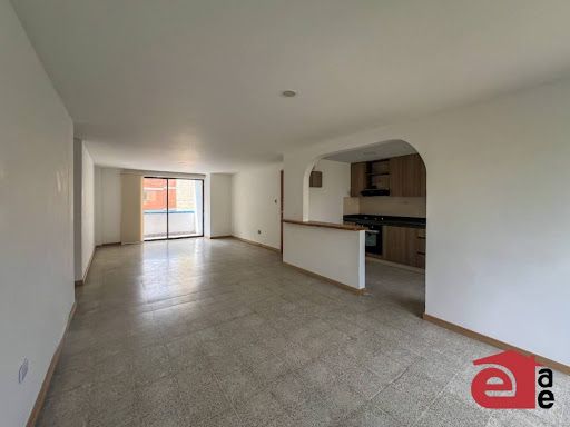 Apartamento en arriendo Antioquia Medellín Los Colores 140 m2 Habitaciones 4 Baños 2 Garajes 1 Precio $3500000