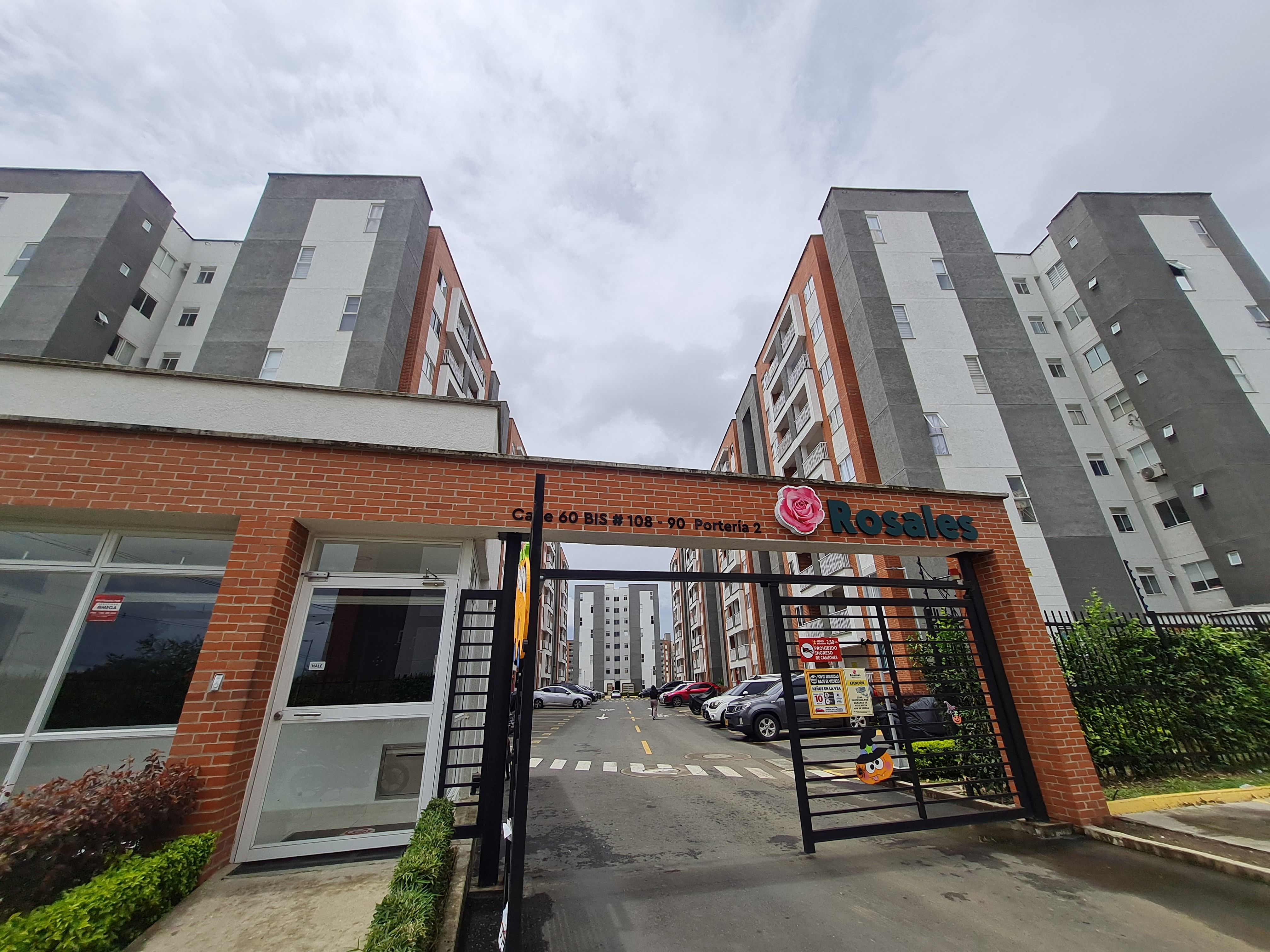 Apartamento en arriendo Valle Del Cauca Cali Conjunto Residencial Reserva Carmesi 61 m2 Habitaciones 2 Baños 2 Garajes 1 Precio $1380000