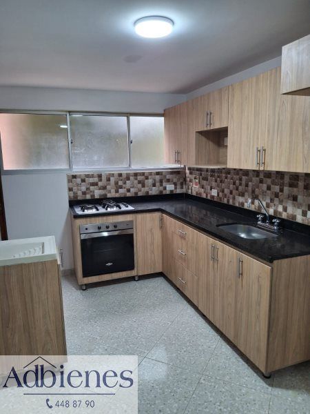 Apartamento en arriendo Antioquia Medellín El Nogal- Los Almendros 135 m2 Habitaciones 3 Baños 2 Garajes 1 Precio $3500000