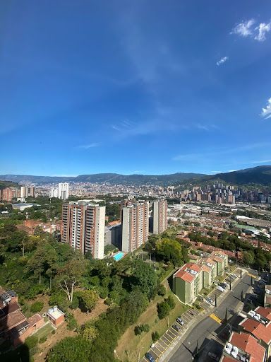 Apartamento en arriendo Antioquia La Estrella El Dorado 70 m2 Habitaciones 3 Baños 2 Garajes 1 Precio $2300000