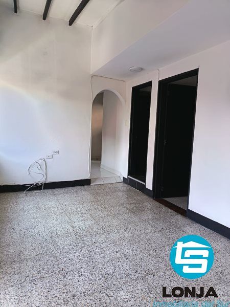Casa en arriendo Antioquia Itagüí Los Naranjos 50 m2 Habitaciones 3 Baños 1 Garajes 0 Precio $1800000