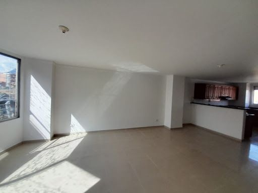 Apartamento en arriendo Antioquia Medellín Miravalle 110 m2 Habitaciones 3 Baños 2 Garajes 2 Precio $3800000