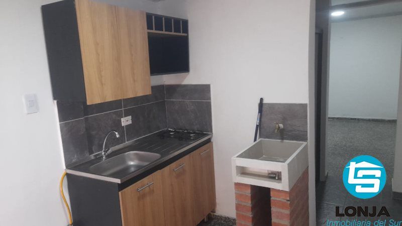 Apartaestudio en arriendo Antioquia Medellín Villanueva 40 m2 Habitaciones 1 Baños 1 Garajes 0 Precio $850000
