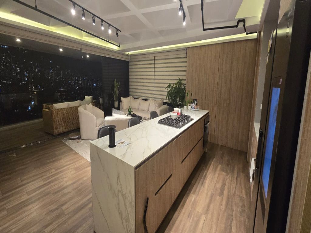 Apartamento en venta Antioquia Medellín El Tesoro 148 m2 Habitaciones 2 Baños 3 Garajes 2 Precio $1700000000