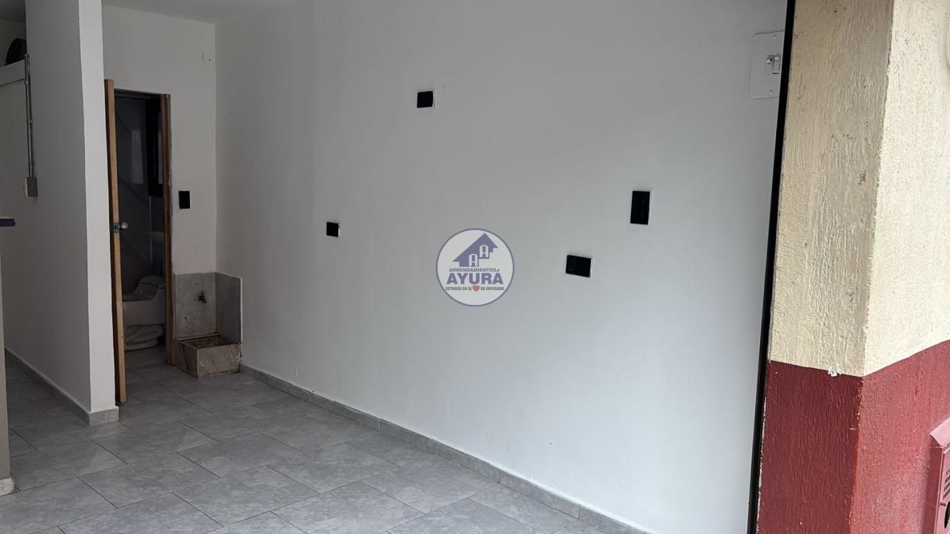 Local en arriendo Antioquia Envigado Bucarest 20 m2 Habitaciones 0 Baños 0 Garajes 0 Precio $1600000