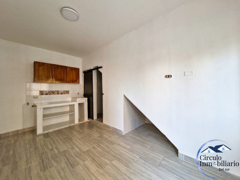Apartaestudio en arriendo Antioquia Envigado La Orquídea 14 m2 Habitaciones 1 Baños 1 Garajes 0 Precio $1200000