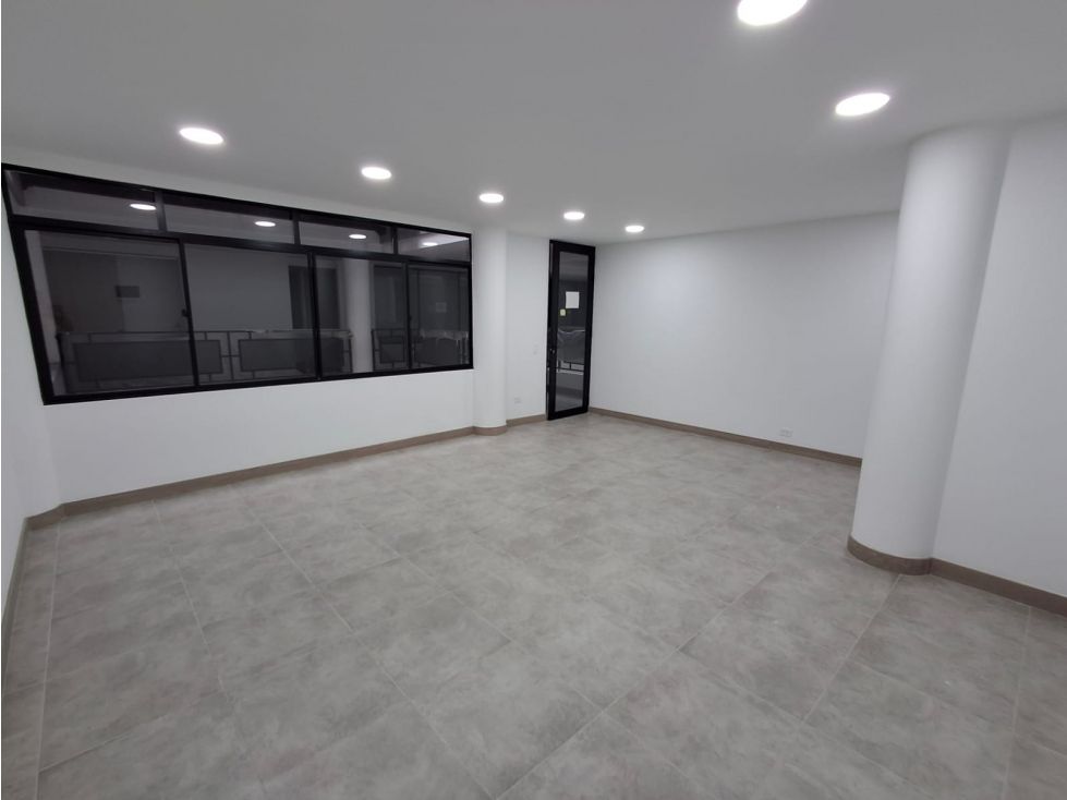 Oficina en arriendo Antioquia Sabaneta Entre Amigos 28 m2 Habitaciones 0 Baños 1 Garajes 0 Precio $2300000