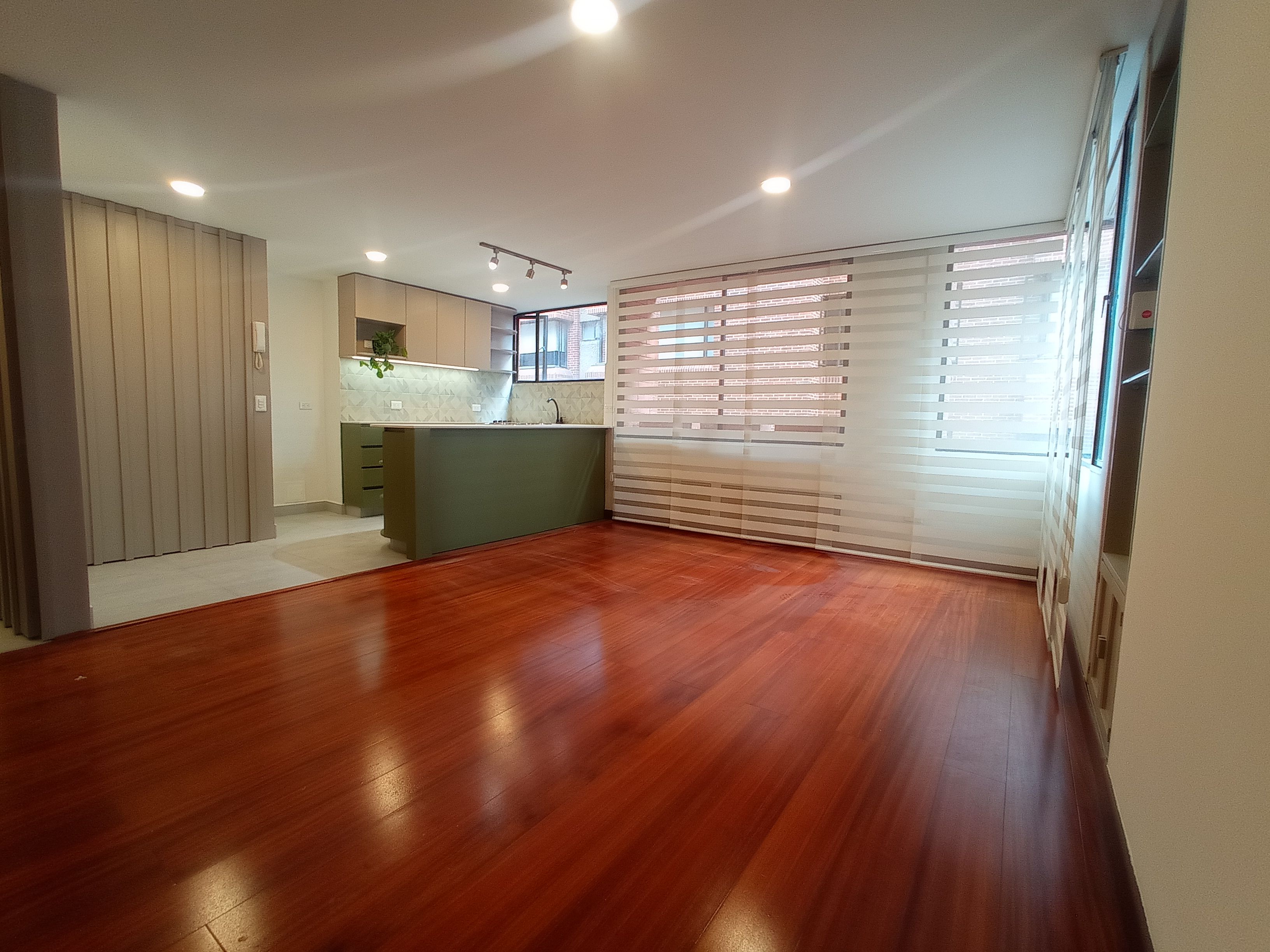 Apartamento en arriendo Cundinamarca Bogotá La Carolina 75 m2 Habitaciones 2 Baños 2 Garajes 2 Precio $4290000