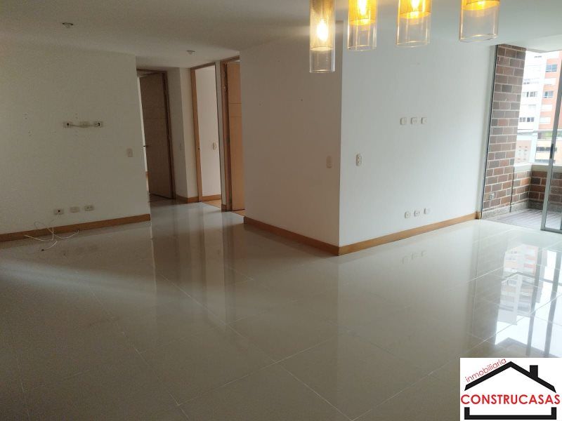 Apartamento en arriendo Antioquia Envigado El Chinguí 97 m2 Habitaciones 3 Baños 2 Garajes 0 Precio $3700000