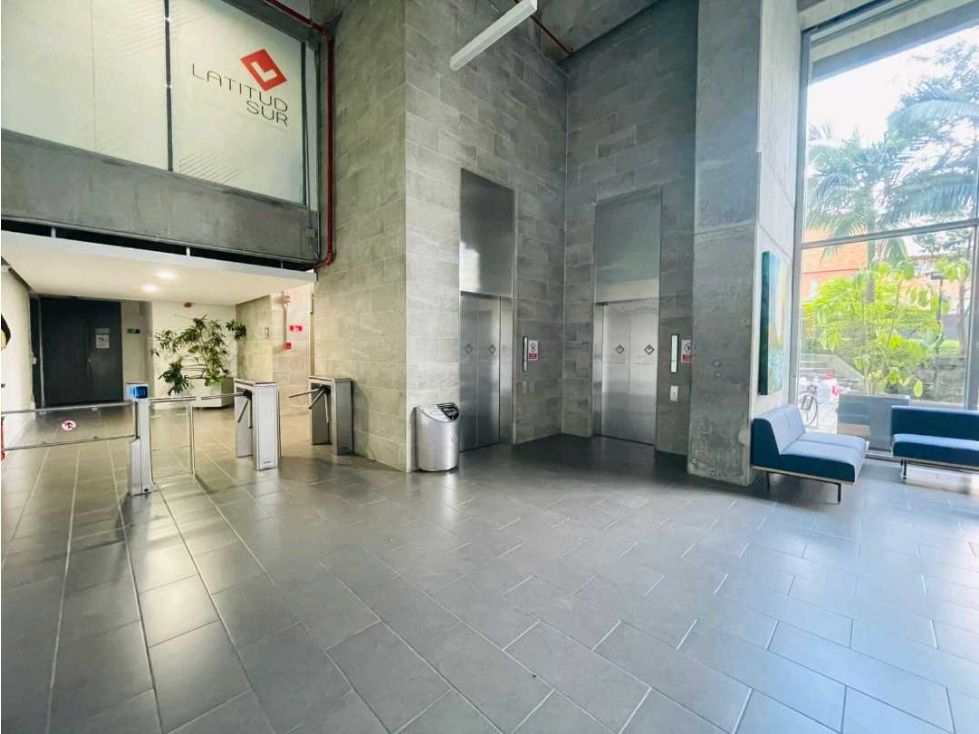 Oficina en venta Antioquia Sabaneta San Joaquín 756 m2 Habitaciones 0 Baños 0 Garajes 17 Precio $6338990