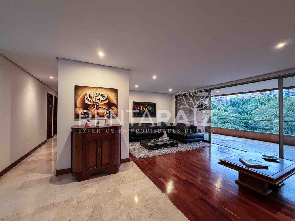 Apartamento en arriendo Antioquia Medellín Urbanizacion Castilla Real 200 m2 Habitaciones 3 Baños 3 Garajes 3 Precio $9500000