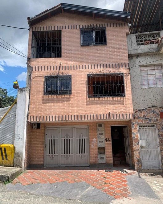 Edificio en venta Antioquia Medellín Las Palmas 409 m2 Habitaciones 12 Baños 9 Garajes 0 Precio $680000000