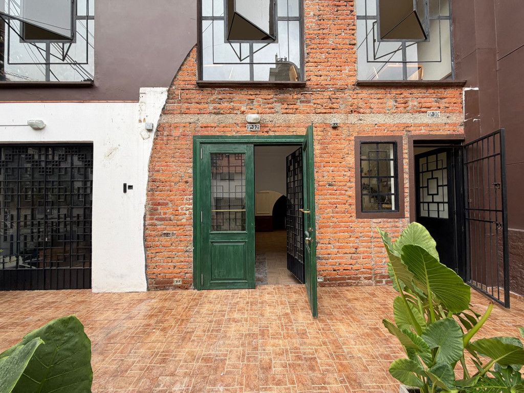 Local en arriendo Valle Del Cauca Cali Granada 112 m2 Habitaciones 0 Baños 0 Garajes 0 Precio $4200000