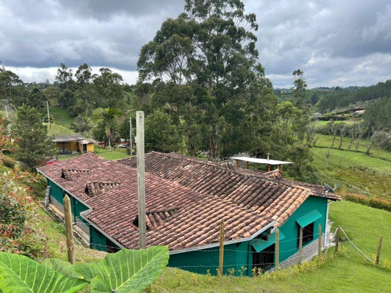 Casa en arriendo Antioquia San Vicente San Vicente 250 m2 Habitaciones 3 Baños 2 Garajes 0 Precio $3000000