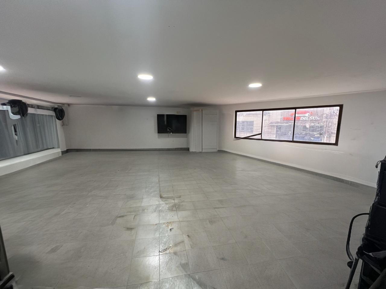 Oficina en arriendo Antioquia Sabaneta Santa Ana 90 m2 Habitaciones 0 Baños 1 Garajes 0 Precio $3800000
