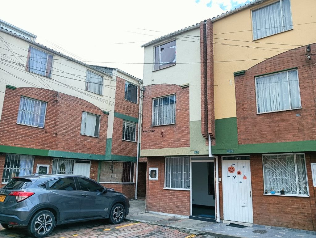 Casa en arriendo Cundinamarca Bogotá Cr El Portal Del Mortiño 90 m2 Habitaciones 3 Baños 2 Garajes 1 Precio $1887000