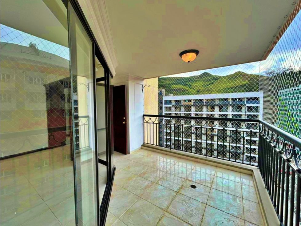 Apartamento en venta Valle Del Cauca Cali La Flora 159 m2 Habitaciones 3 Baños 3 Garajes 2 Precio $1100000000