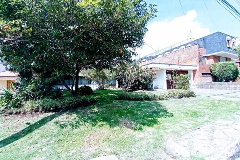 Casa en arriendo Cundinamarca Bogotá Santa Ana Oriental 844 m2 Habitaciones 3 Baños 4 Garajes 2 Precio $20000000