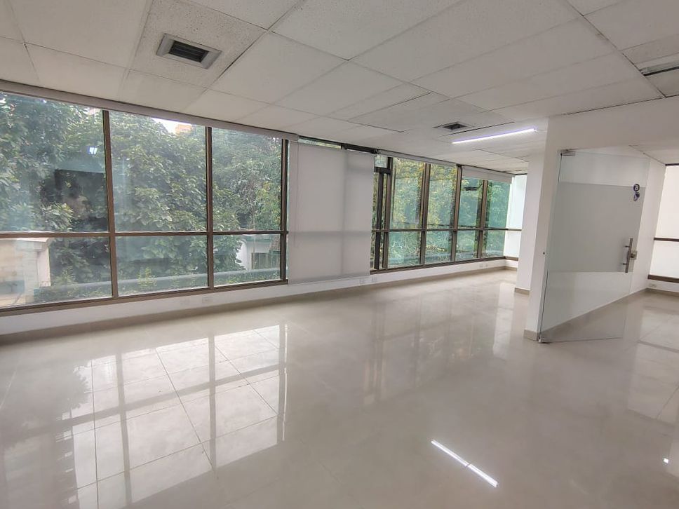 Oficina en arriendo Antioquia Medellín Alejandria 55 m2 Habitaciones 0 Baños 1 Garajes 1 Precio $3700000
