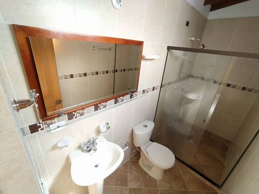 Apartamento en arriendo o venta Antioquia Medellín San Bernardo 103 m2 Habitaciones 3 Baños 2 Garajes 0 Precio venta $400000000 Precio arriendo $2600000