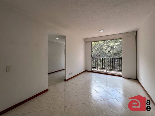Apartamento en arriendo Antioquia Envigado Loma Del Atravesado 67 m2 Habitaciones 3 Baños 2 Garajes 1 Precio $2700000