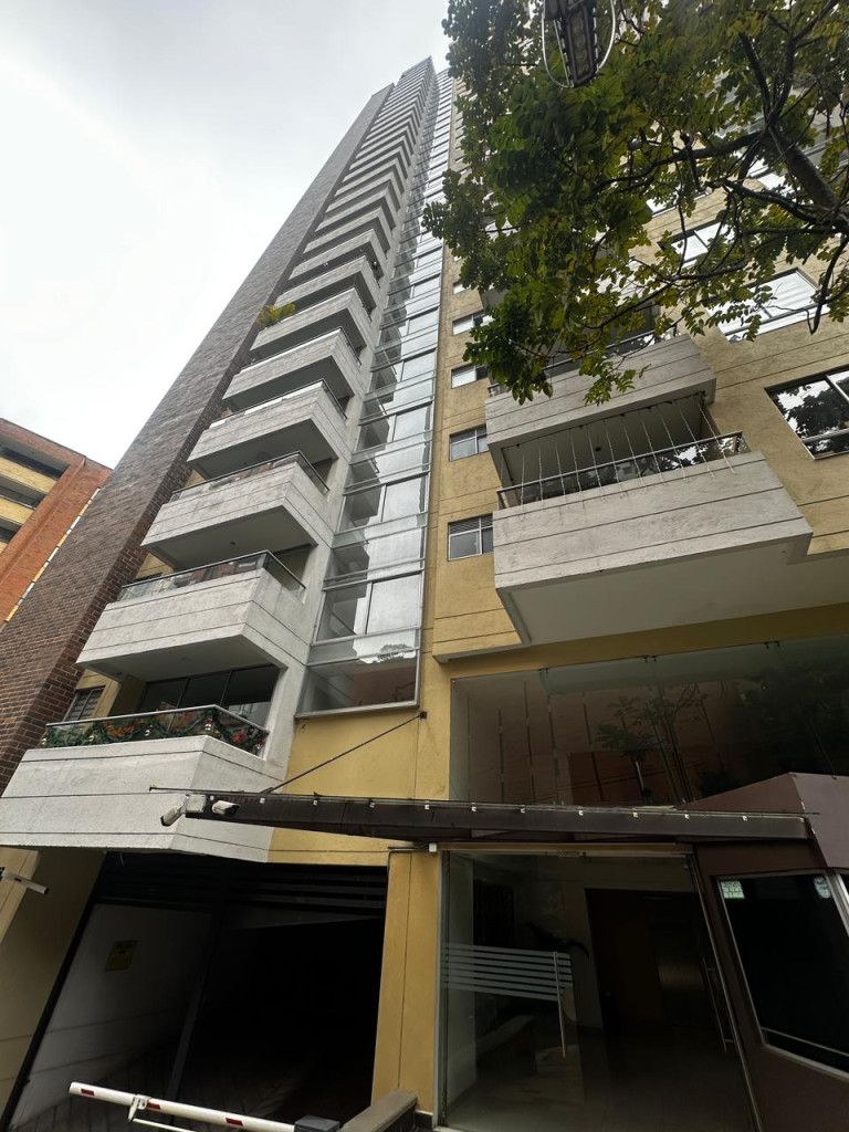 Apartamento en arriendo Antioquia Sabaneta Betania 100 m2 Habitaciones 3 Baños 2 Garajes 2 Precio $3500000