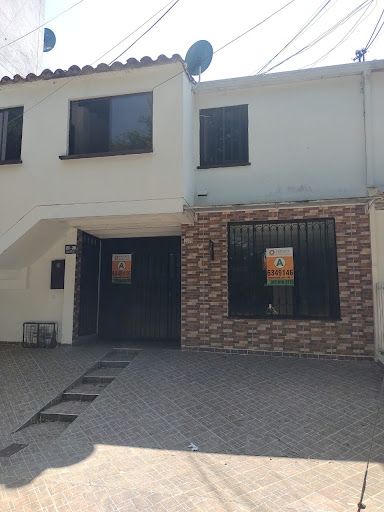 Casa en arriendo Santander Bucaramanga Nn 200 m2 Habitaciones 4 Baños 3 Garajes 1 Precio $2300000