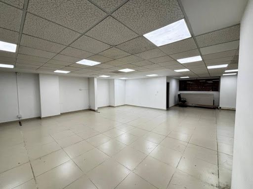 Local en arriendo Antioquia Envigado Bosques De Zúñiga 170 m2 Habitaciones 0 Baños 3 Garajes 0 Precio $22800000