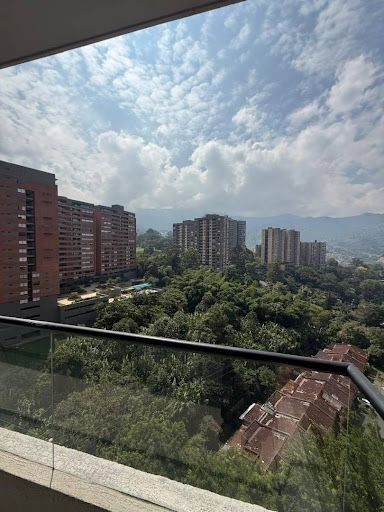 Apartamento en arriendo Antioquia Envigado Vientos De La Colina 100 m2 Habitaciones 3 Baños 2 Garajes 1 Precio $5200000