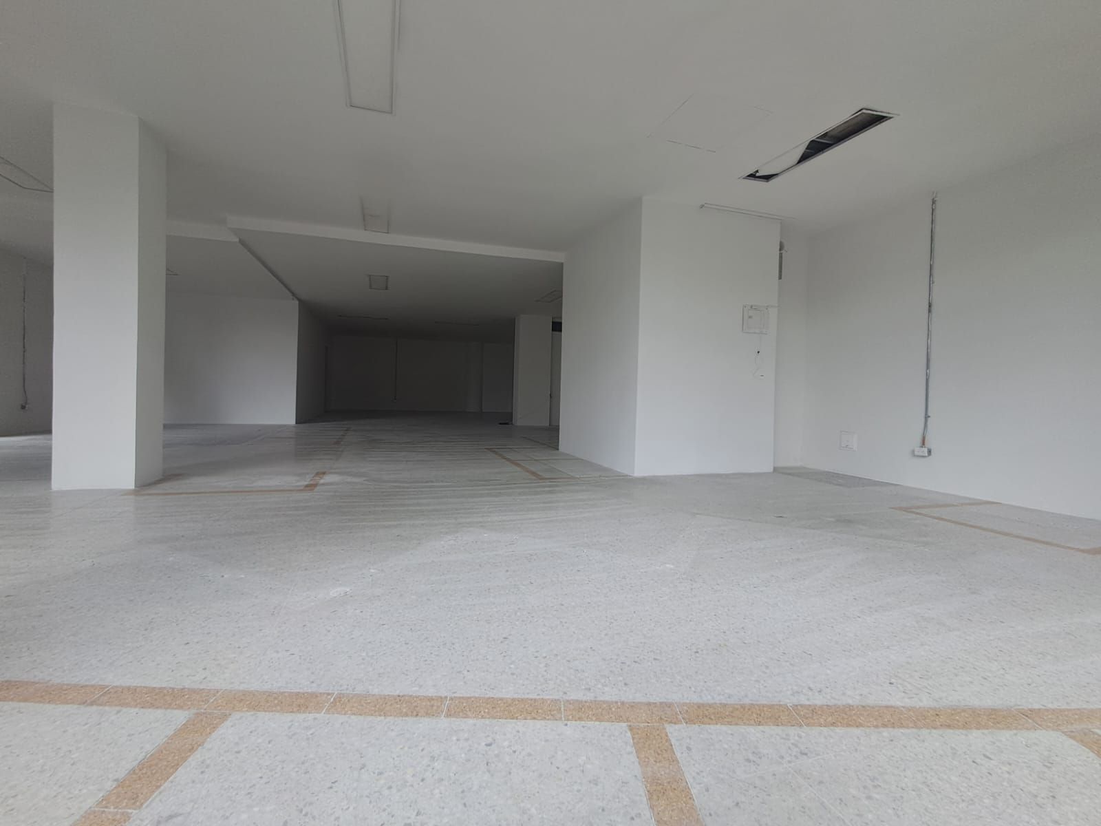 Local en arriendo Risaralda Dosquebradas Santa Isabel Et Ii 190 m2 Habitaciones 0 Baños 2 Garajes 0 Precio $9350000