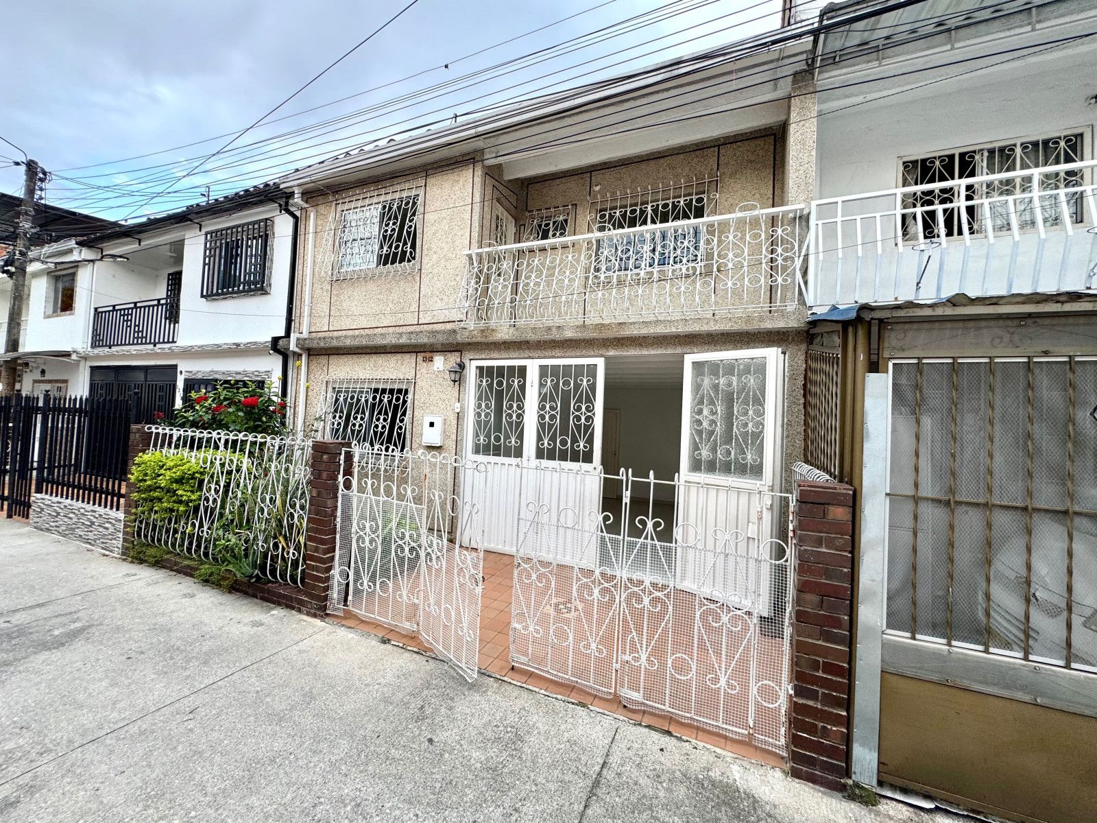 Casa en venta Santander Piedecuesta San Luis 132 m2 Habitaciones 5 Baños 2 Garajes 1 Precio $400000000