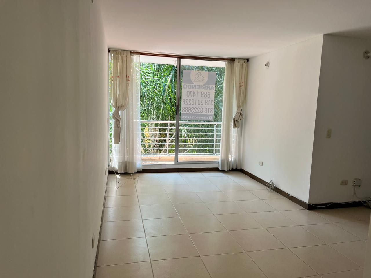 Apartamento en arriendo Valle Del Cauca Cali Lili 58 m2 Habitaciones 2 Baños 1 Garajes 1 Precio $1250000