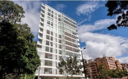 Apartamento en venta Cundinamarca Bogotá El Refugio 220 m2 Habitaciones 2 Baños 4 Garajes 3 Precio $4100000000