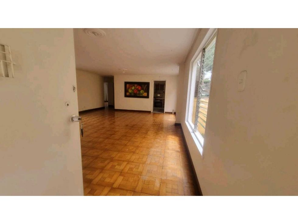 Apartamento en venta Antioquia Medellín Lorena 150 m2 Habitaciones 4 Baños 3 Garajes 1 Precio $700000000