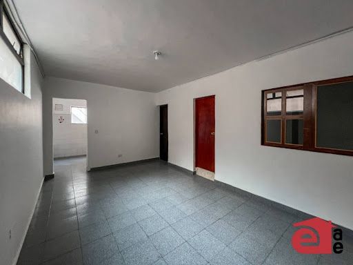 Apartamento en arriendo Antioquia Medellín Alejandro Echavarria 120 m2 Habitaciones 5 Baños 3 Garajes 0 Precio $2700000