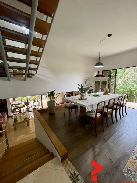 Casa en arriendo Antioquia Medellín El Tesoro 256 m2 Habitaciones 4 Baños 5 Garajes 2 Precio $14000000