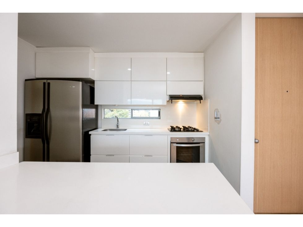 Apartamento en arriendo Antioquia Medellín Los Naranjos 95 m2 Habitaciones 3 Baños 2 Garajes 1 Precio $7600000