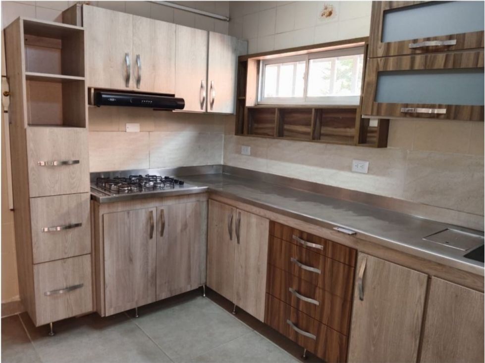 Apartamento en venta Antioquia Envigado Zona Centro 135 m2 Habitaciones 4 Baños 2 Garajes 0 Precio $550000000