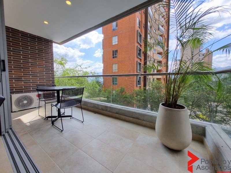 Apartamento en arriendo Antioquia Medellín La Linde 145 m2 Habitaciones 3 Baños 3 Garajes 2 Precio $16900000