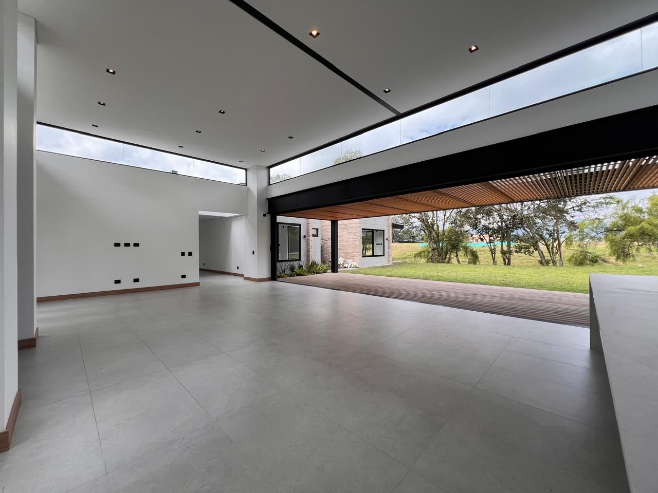 Casa en venta Antioquia Rionegro Santa Clara I 510 m2 Habitaciones 4 Baños 6 Garajes 2 Precio $6250000000