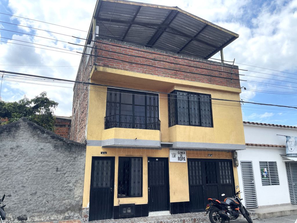 Apartamento en arriendo Valle Del Cauca Palmira Obrero 90 m2 Habitaciones 4 Baños 2 Garajes 0 Precio $750000
