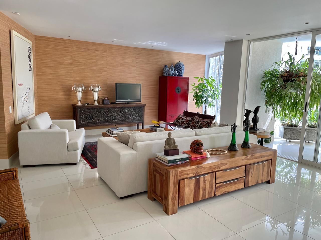 Apartamento en venta Valle Del Cauca Cali Normandía 230 m2 Habitaciones 3 Baños 2 Garajes 0 Precio $1550000000