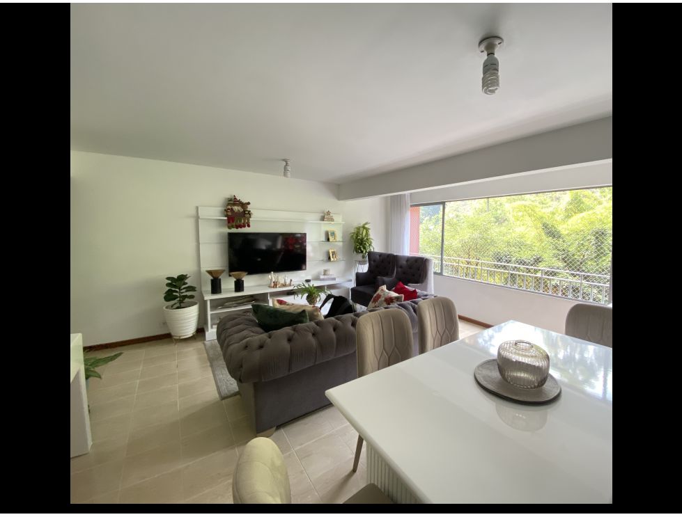 Apartamento en venta Antioquia Medellín La Castellana 90 m2 Habitaciones 3 Baños 2 Garajes 2 Precio $660000000